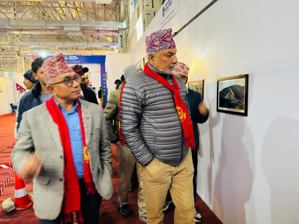 फोटो प्रदर्शनीमा अवलोकनकर्ताको चासो, स्वदेशी उद्योगका उत्पादनप्रति बढ्दै ध्यान