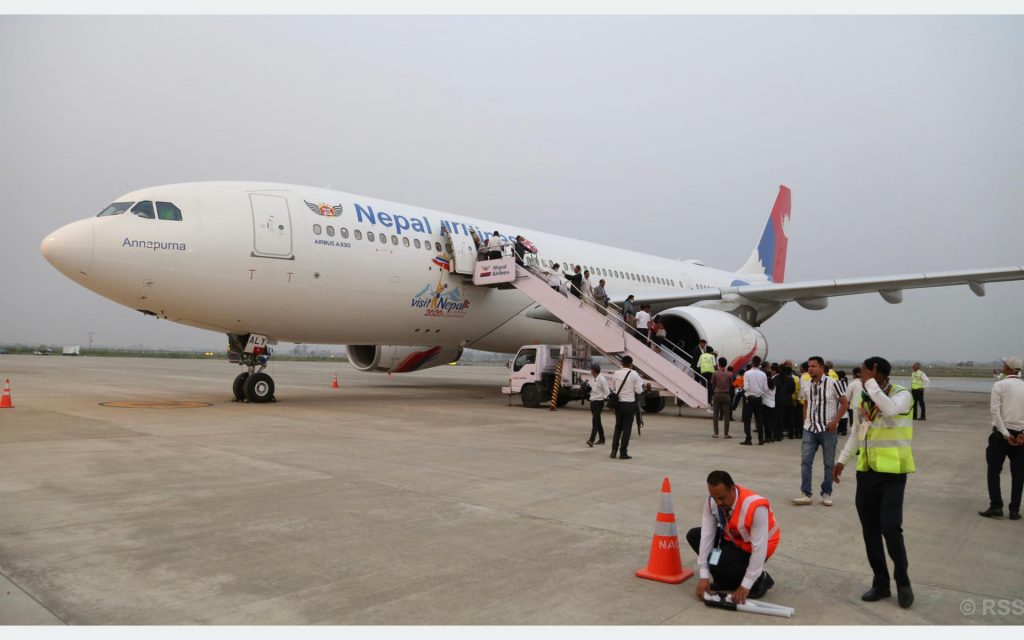 गौतमबुद्ध अन्तर्राष्ट्रिय विमानस्थल नियमित सञ्चालनमा ल्याउन उद्योगी–व्यवसायीको माग